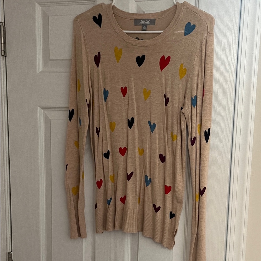 Marled Beige Sweater with Colorful Heart Design